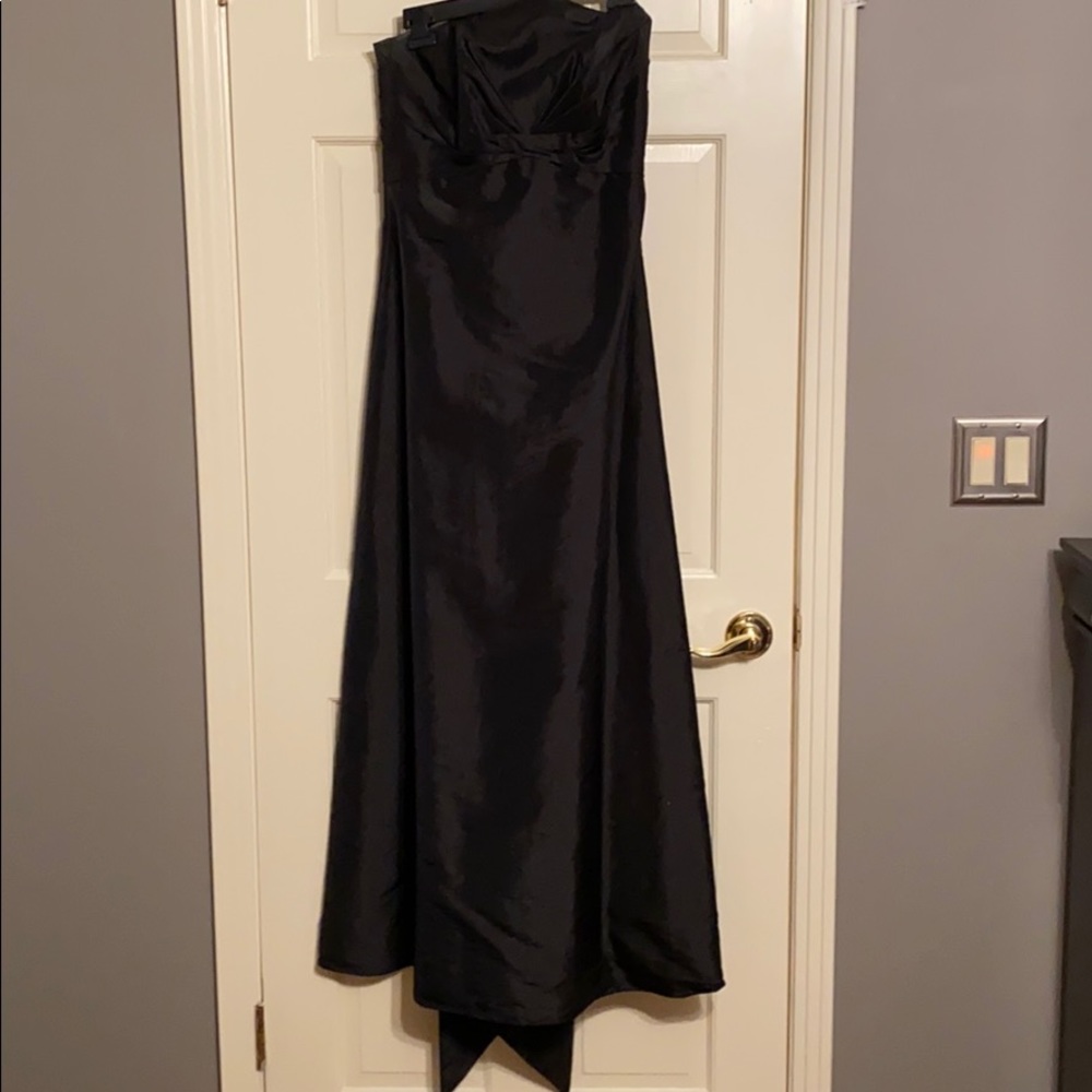 Da Vinci Bridesmaid’s Dress